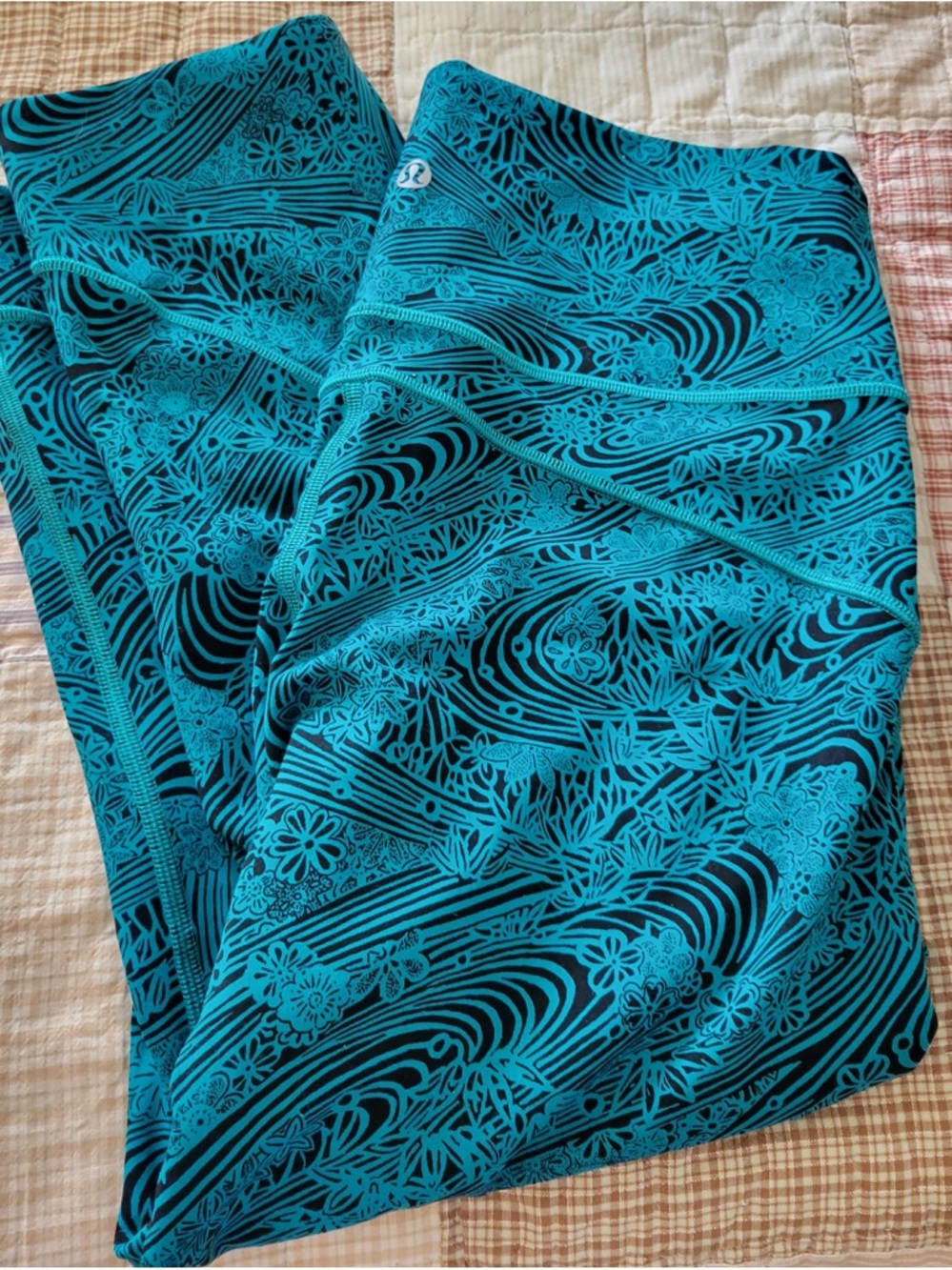 lululemon athletica Teal & Black Floral Wave Leggings